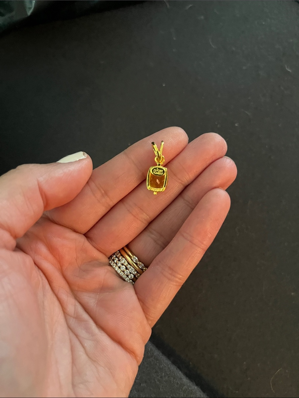 Beautiful Gold Amber Teardrop Pendant - Picture 4 of 4